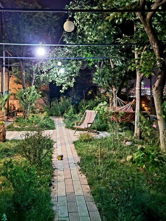 Green Garden - Crimea Tbilisi Ngoại thất bức ảnh