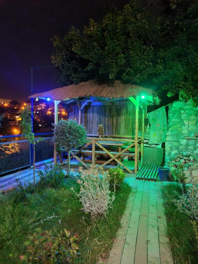 Green Garden - Crimea Tbilisi Ngoại thất bức ảnh